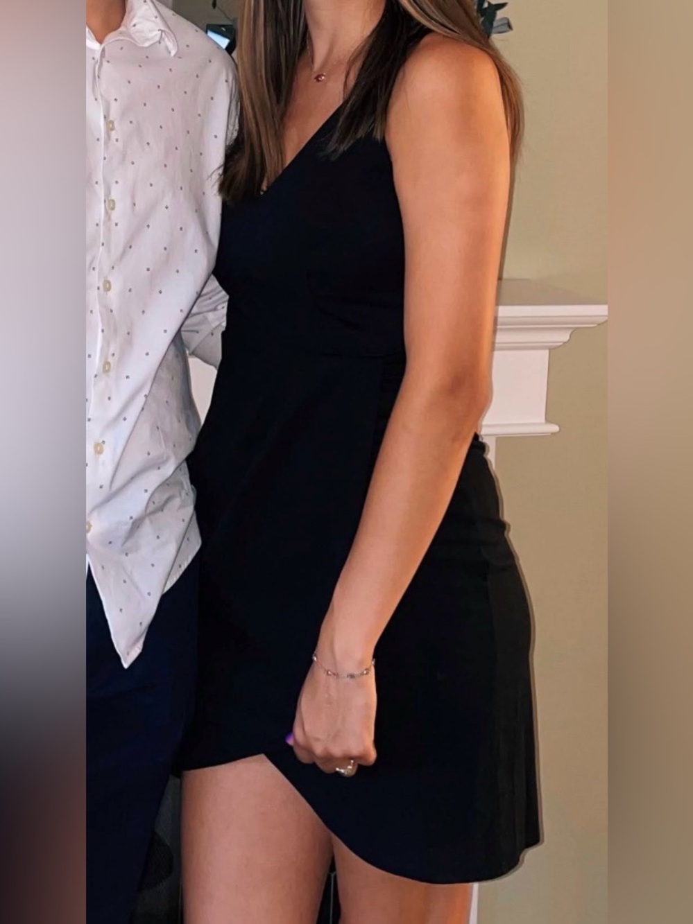 Classic Black V-Neck Sleeveless Mini Dress